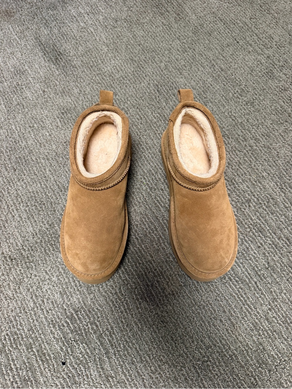 BearPaw Women’s Shearling-Lined Short Winter Boot - Tan